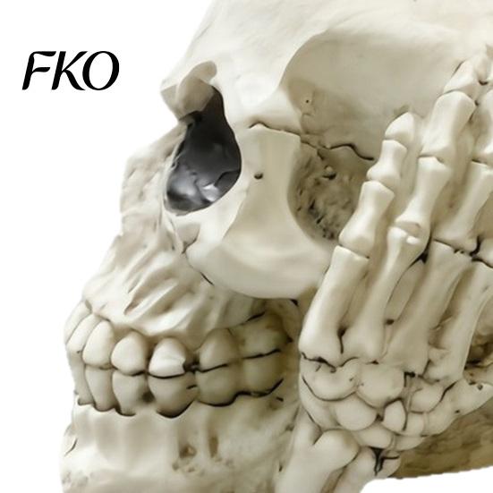 Durable Skull Statue Halloween Figurine, Hear See Speak No Evil Skeleton Head Neither Listening Nor Seeing Statue, Gothic Resin Home Decor for