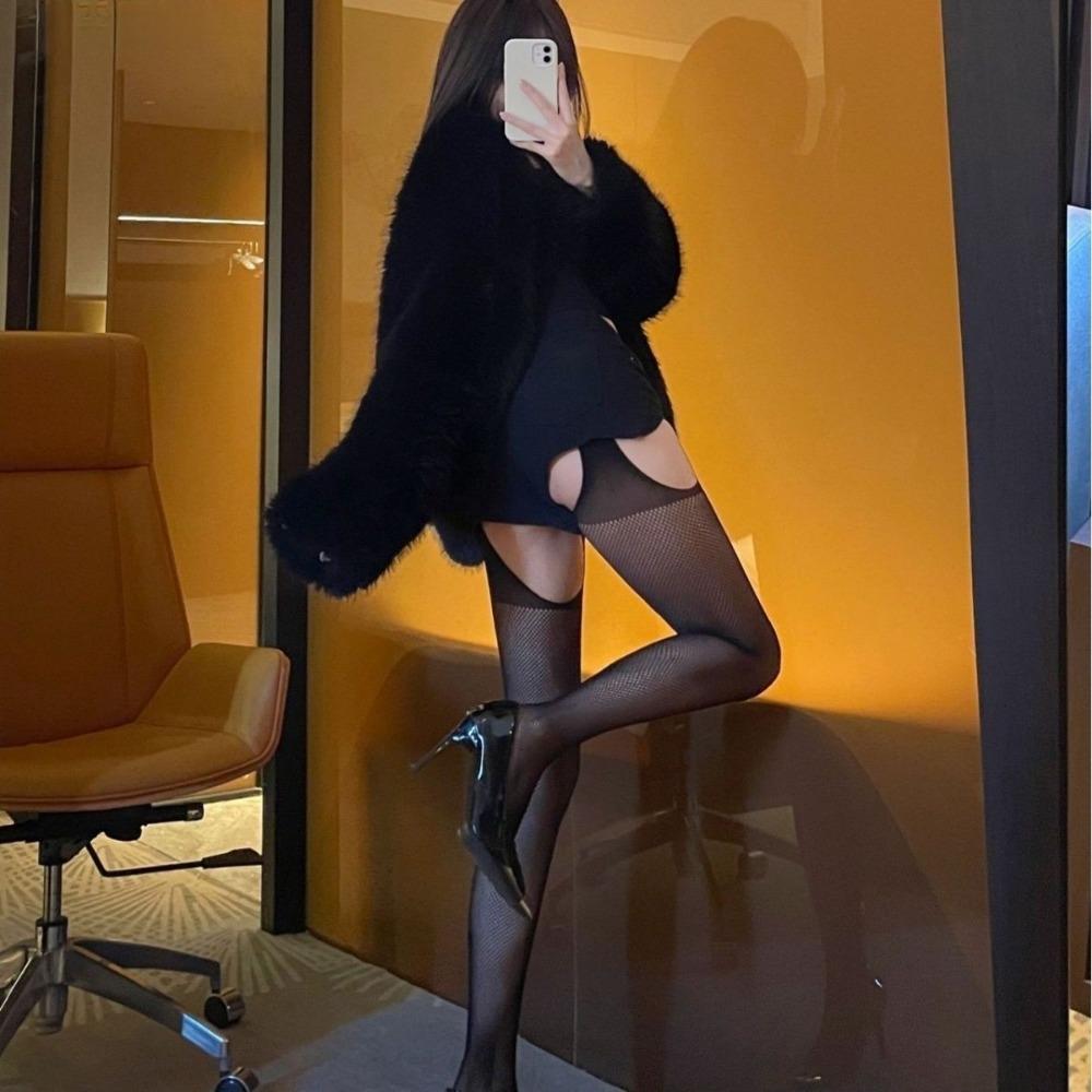 Lace Suspenders One-piece Stockings Women's Net Sexy Hollow Grid Black Pantyhose Thin Pure Desire Black Silk Fishing Net