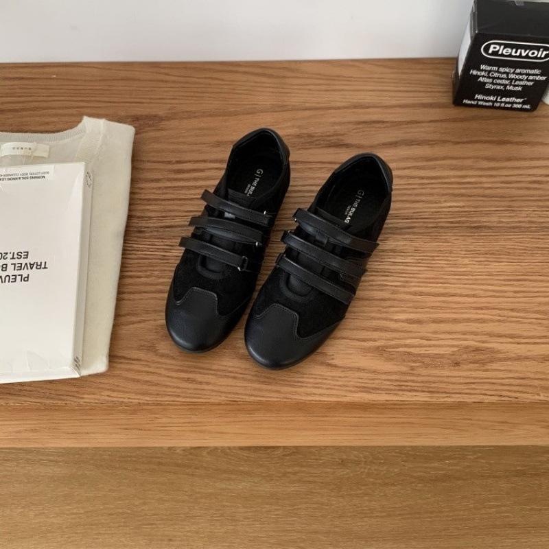 French retro Mori grinding stickers German training shoes women's flat 2025 autumn Mary Jane shoes soft-soled casual women's single shoes