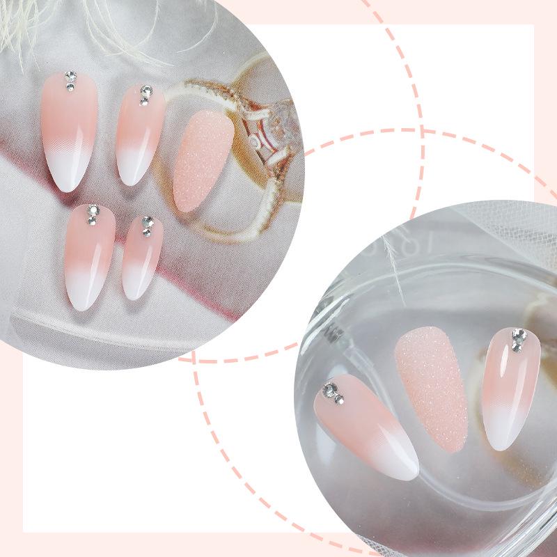 Pointes d'ongles portables dégradées amande avec saupoudrage de diamants - Art d'ongles artificiels de style français européen et américain.
