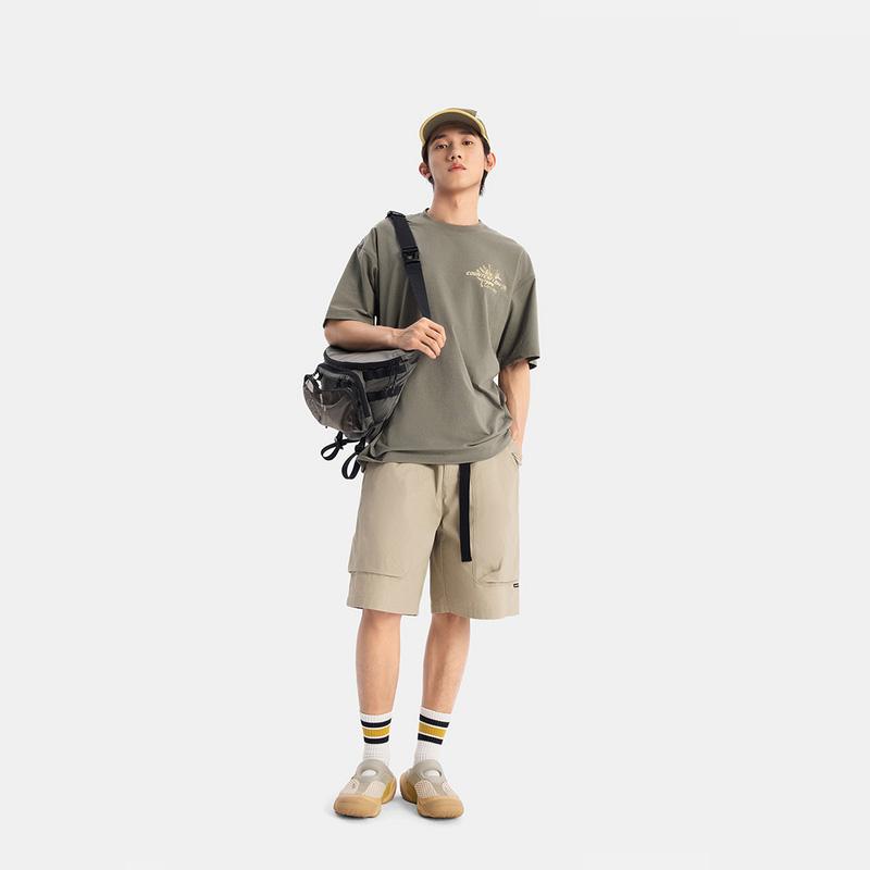 Li Ning CF Suo Solid Color Versatile Cargo Multi-Pocket Casual Shorts Men shorts Dark-Green AKSV221-5