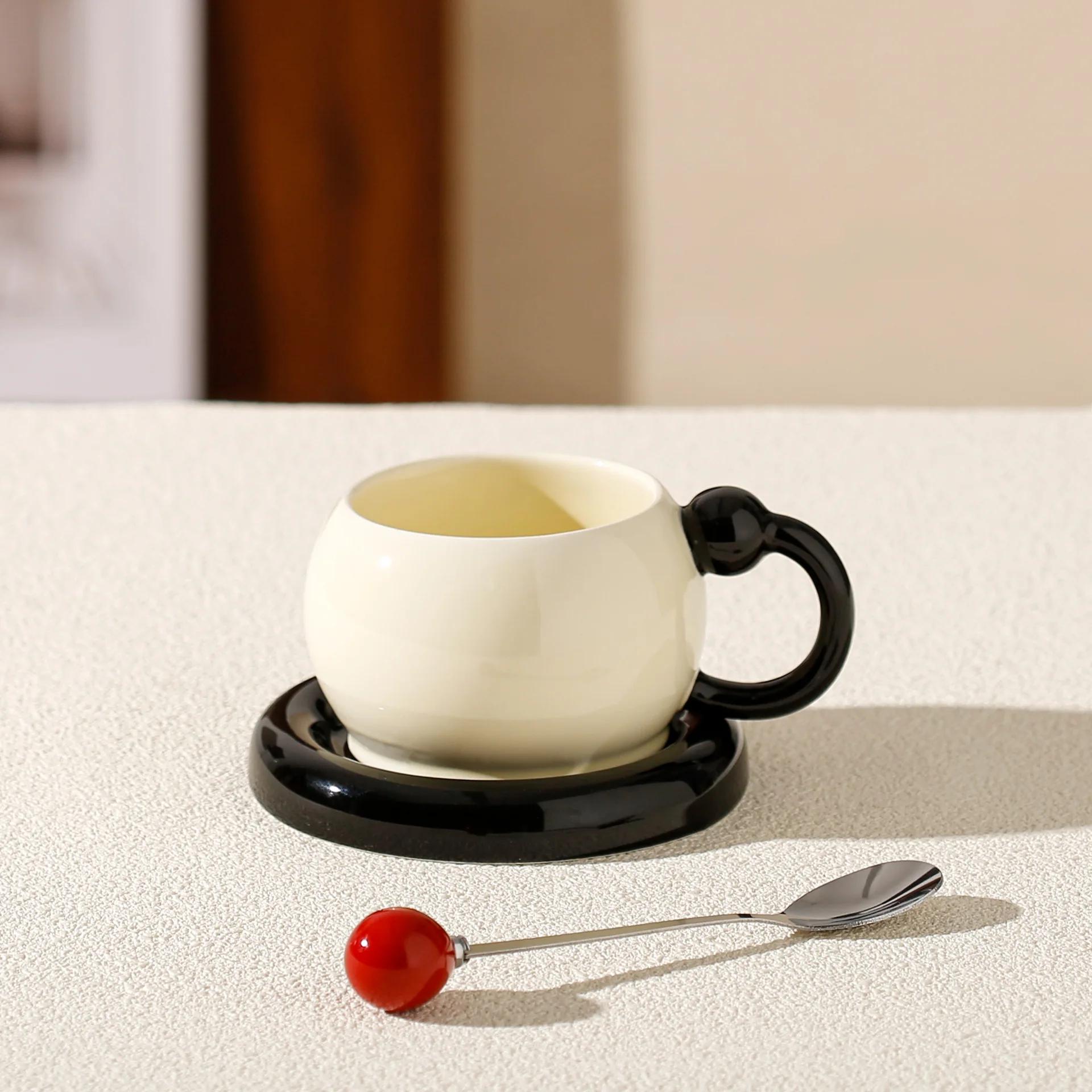 

Light Luxury Original Design Coffee Cups and Saucer Set Ceramic Mug Home Breakfast Cup Afternoon Teacup Couple 180