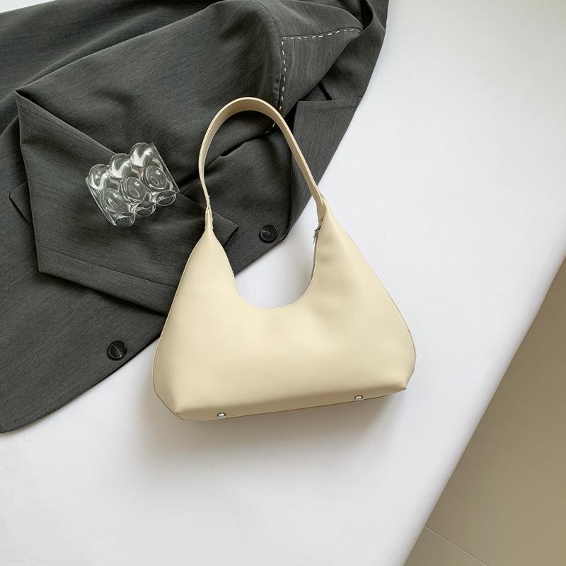 High Value Niche Design Versatile Commuter Retro Shoulder Baguette Armpit Bag Crescent Dumpling Women'S Bag Tide