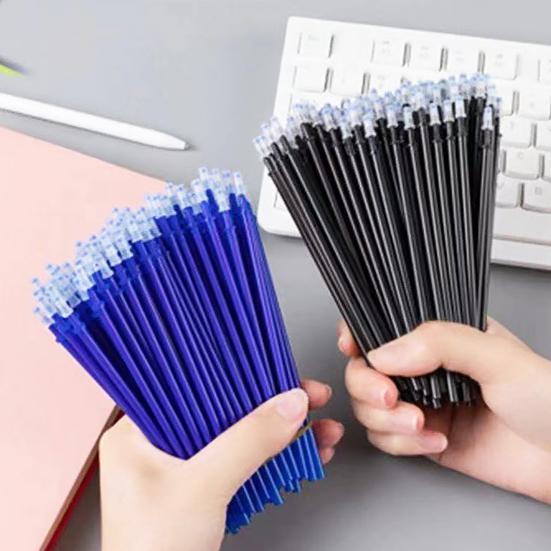 1 szett, 0,38 mm-es, törölhető zselés toll, szivárgásmentes írás, nincs tinta vérzés. Csere utántöltő készlet Iskolai kellékek