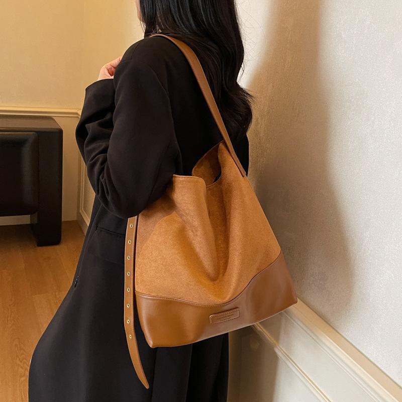 This Year's Popular Bag Women's Large-capacity 2025 New Trendy Fashion Versatile Shoulder Messenger Bag Bucket Bag Tote Bag