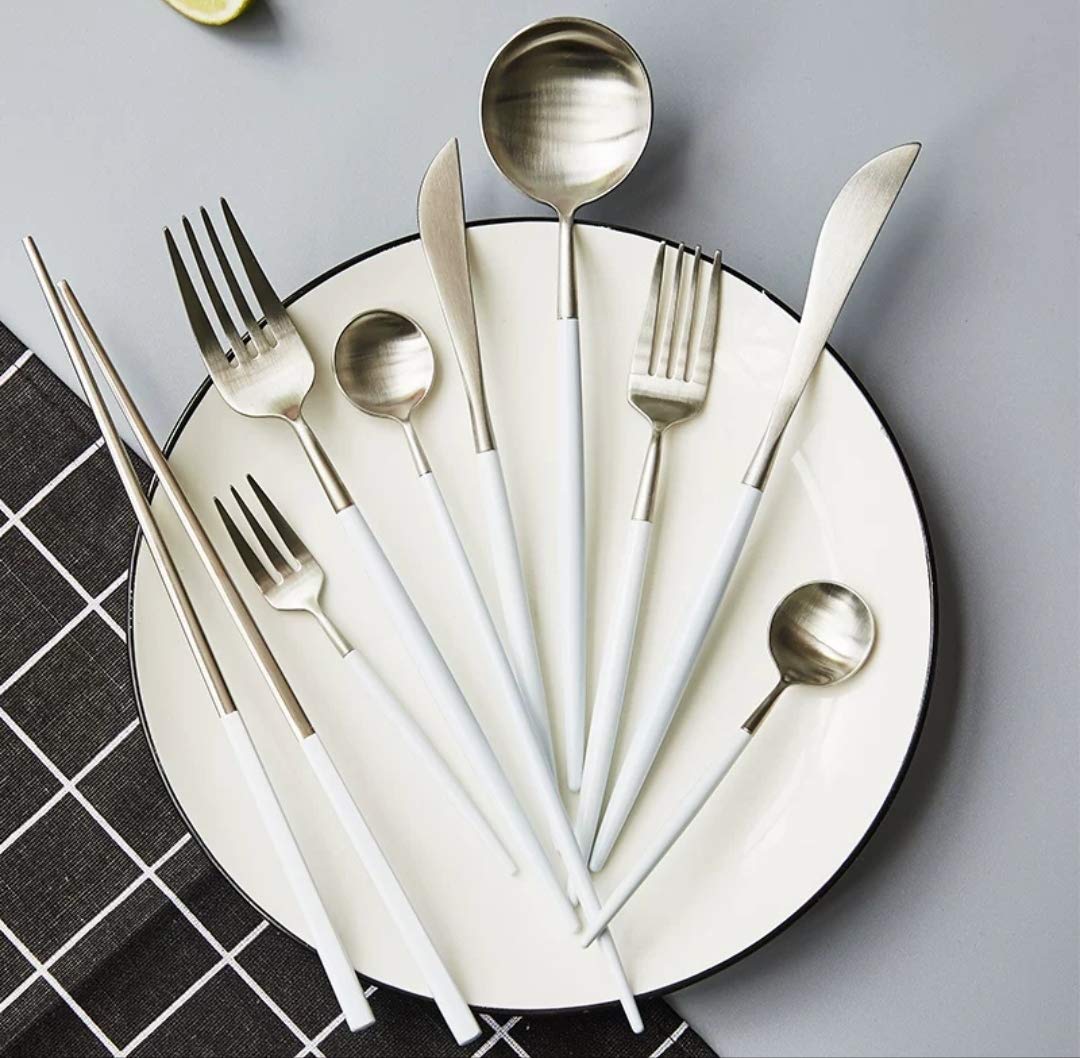 

Cesa Beams Столовые приборы Набор столовых приборов Золотые столовые приборы Стильная ложка вилка нож чайная ложка вилка для торта палочки для еды Базовый набор Нержавеющая сталь Черная ручка Обеденный
