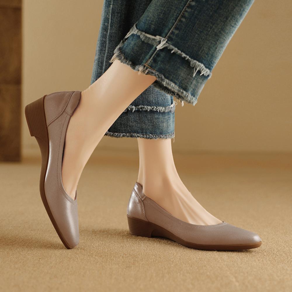 Miękkie i wygodne babcine buty ze skóry owczej, gruby obcas, średni obcas, buty do pracy, okrągły nosek, lekkie wycięcie, jednolite buty