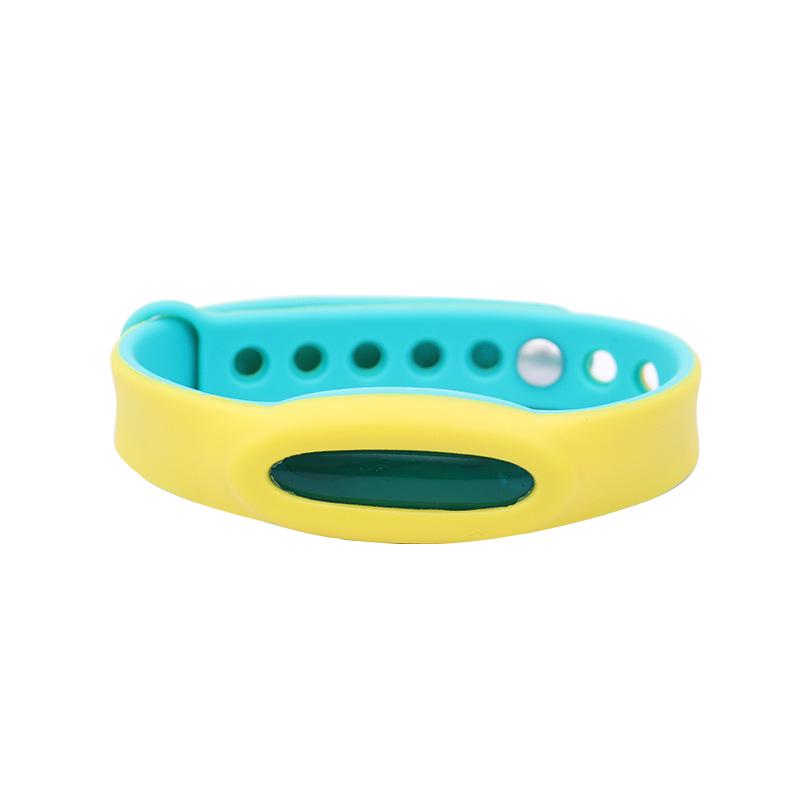 Adjustable Citronella Silicone Bracelet: Essential Oil Mosquito Repellent for Adults, Infants, and Children