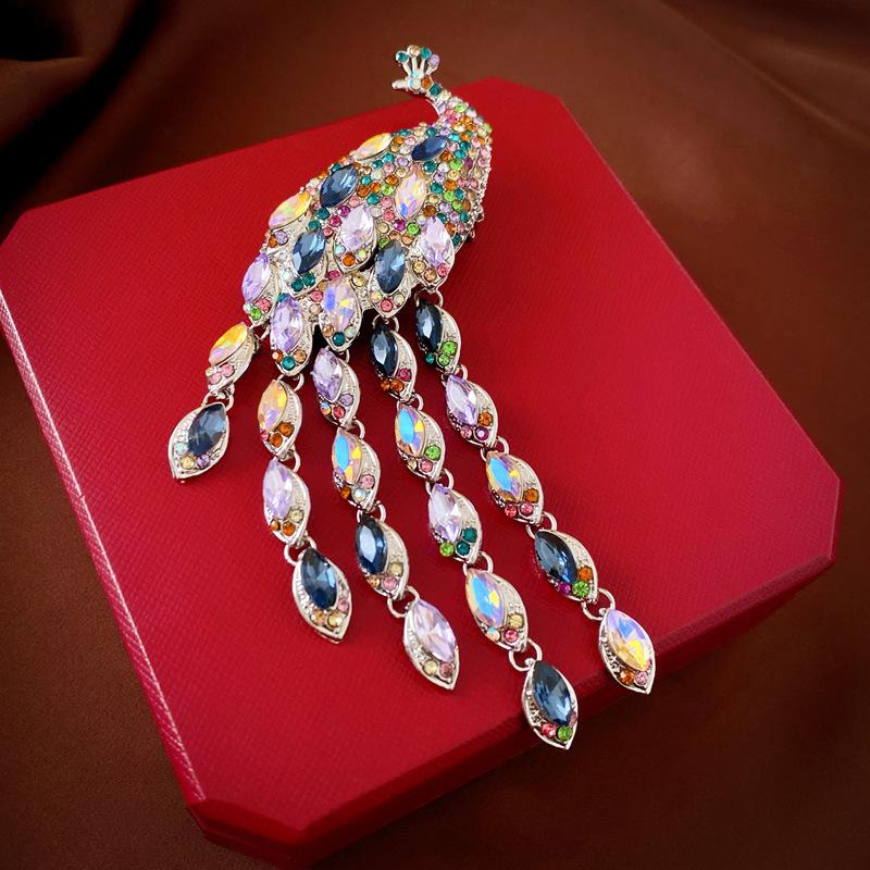 

Винтажные женские мужские дворцовые великолепные хрустальные кресты бабочки значки броши ретро барокко классические женские банкетные платья булавки ювелирные изделия