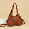 Stylish PU Leather Crossbody Bag Heart Decor Women's Hobo Bag Fashion Quilted Shoulder Bag with Adjustable Strap