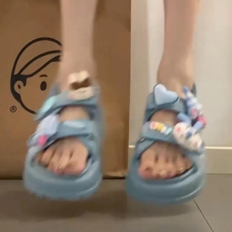 

One-piece Velcro Women s Shoes New Style Beach Slippers 40 синій