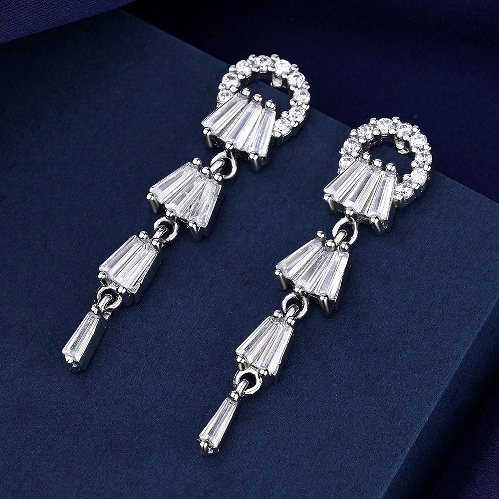 925 Sterling Silver Jewelry Women Fashion Cute Tiny Clear Crystal CZ Stud Earrings Gift for Girls Teens Lady E001