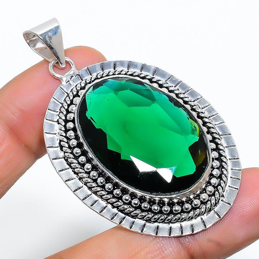 

Chrome Diopside Gemstone Handmade Ethnic Jewelry Pendant 2.21 VR-3654