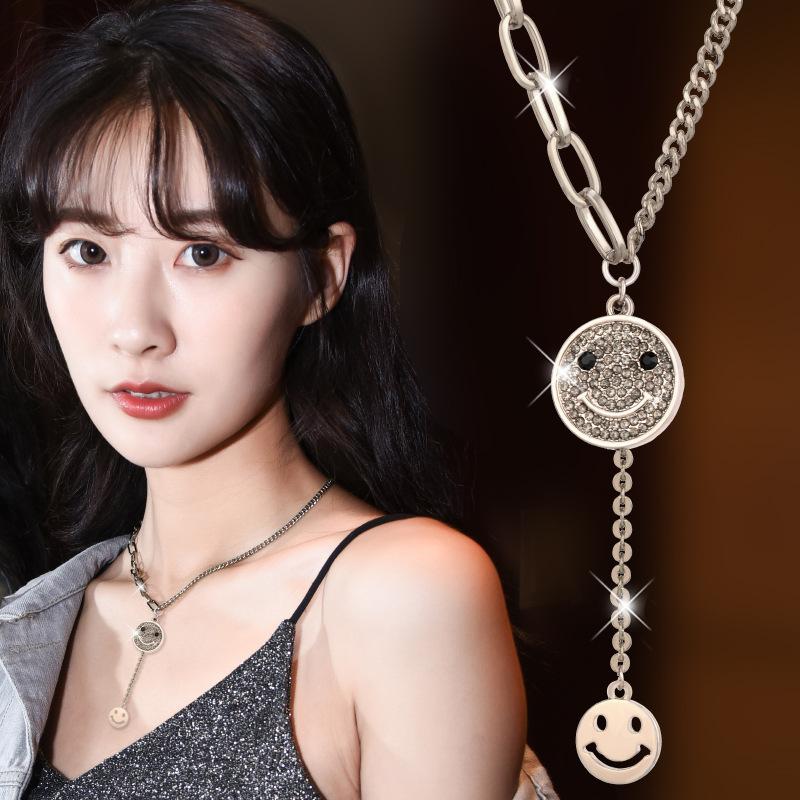 Charming Korean Design Smiley Face Necklace With Elegant Round Bead Chain For Everyday Wear