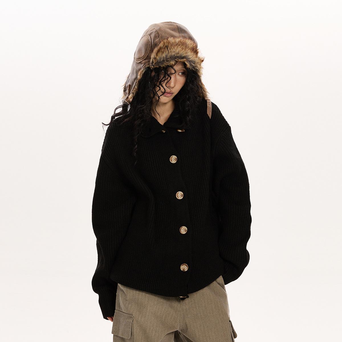 

2025 Autumn/Winter Vintage Button Stand Collar Sweater - Women s Elegant & Relaxed Knit Cardigan Style XL