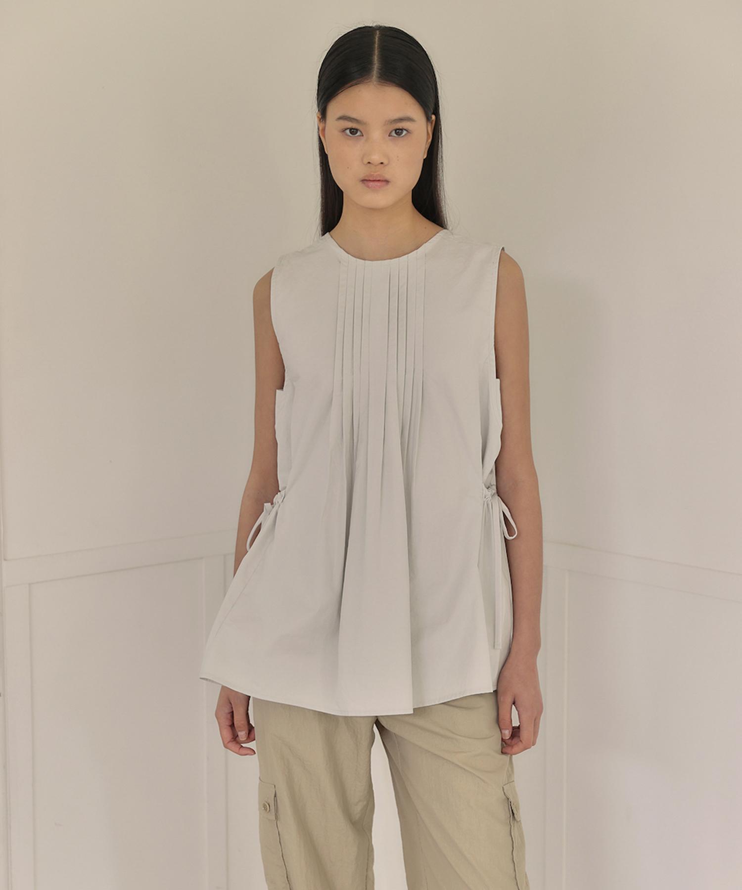 Auro Pintuck Apron Blouse [ Gray ]