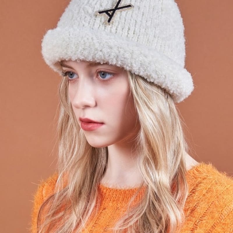 

VARZAR VA Брошь Меланжевая Шерсть Роллинг Бини Крем Микс FREE