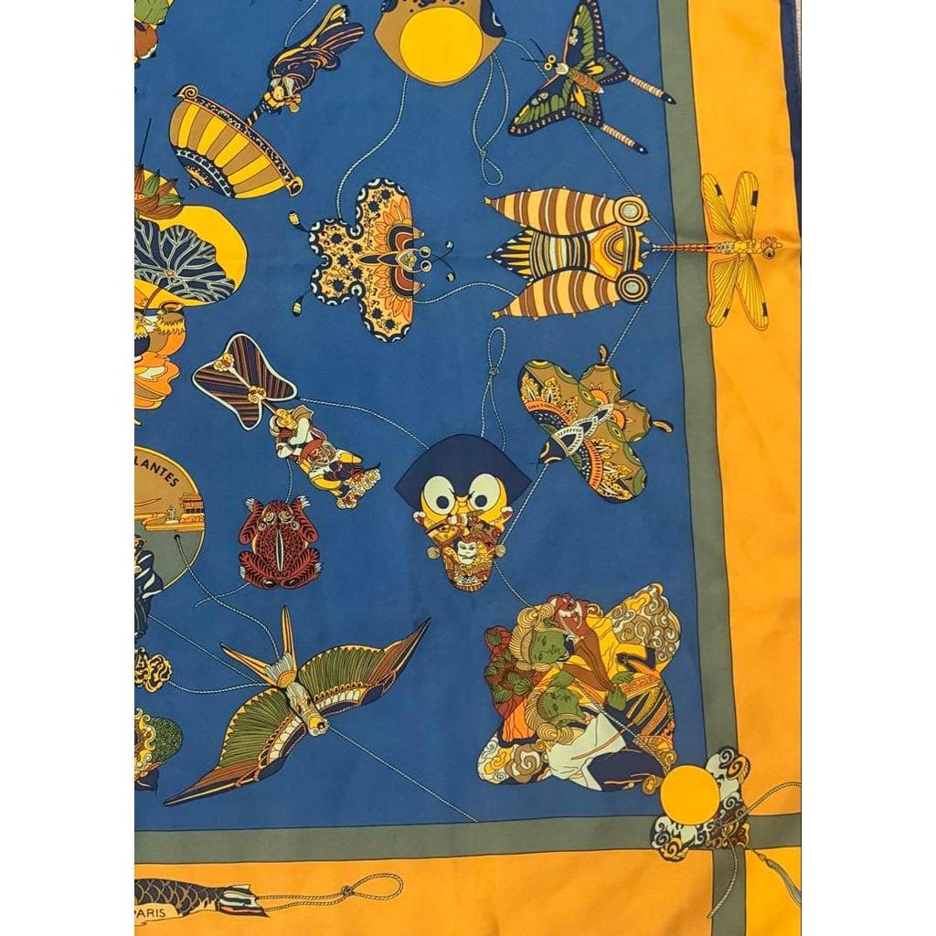 Used HERMES scarf SOIES VOLANTES