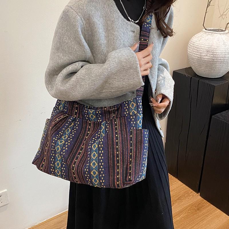 Large Capacity Ethnic Style Messenger Bag Bag Women's Fashion Printed Knitted Fabric Shoulder Bag Going Out Casual Trend Bag