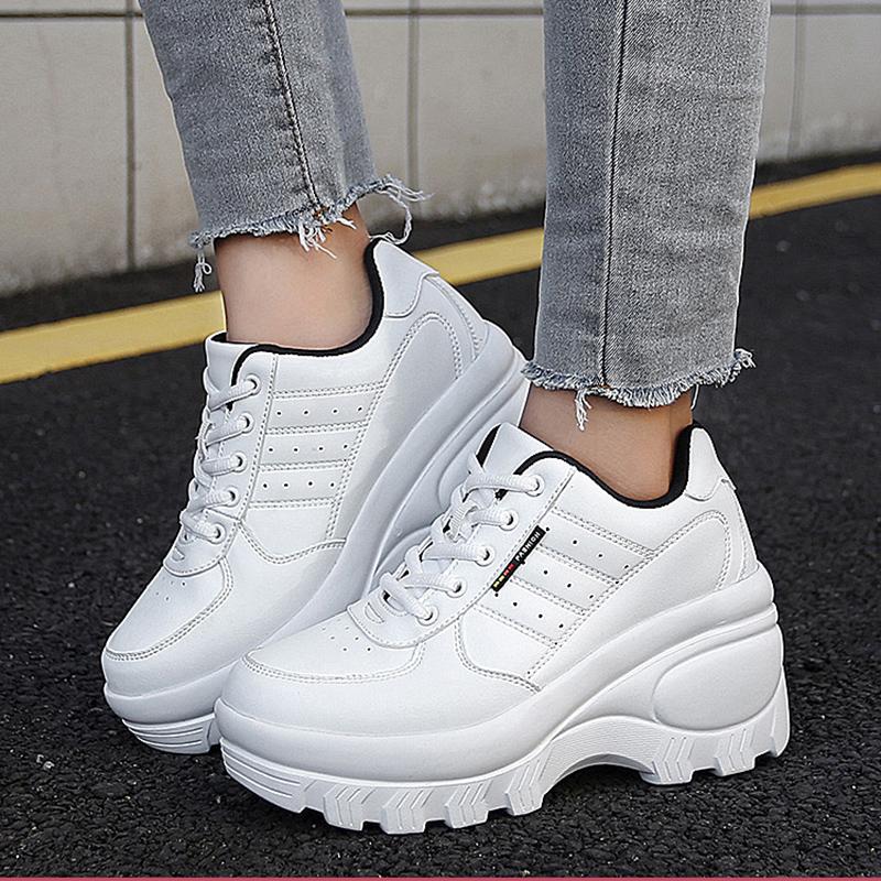 TUINANLE Weiße Keilabsatz Sneaker Damen Frühling Herbst Atmungsaktiv Klobige Plateau Sneaker Damen Zum Hineinschlüpfen Netz Laufschuhe
