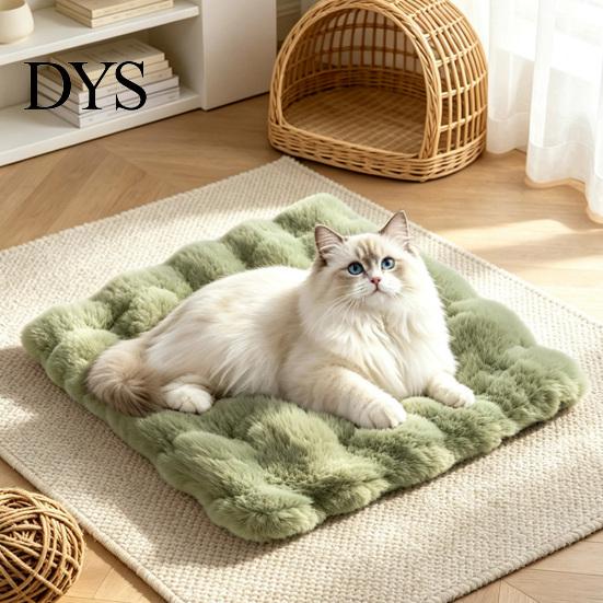 Gemütliches Haustierbett für Katzen, Kunstfellmatte, Weiches Warmes Katzenschlafpolster mit Rutschfester Unterseite, Zubehör Haustiere Selbstwärmende Flauschige Matte Hunde Katzen, Maschinenwaschbar