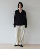 Beullaengkeulumumeon Over V-Neck Knit_Brown
