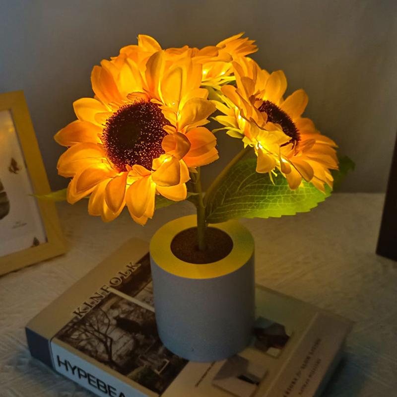 Sunflower Table Lamp LED Nightlight Besides Lamp USB Rechargeable Lamp Light Gift Bedroom Home