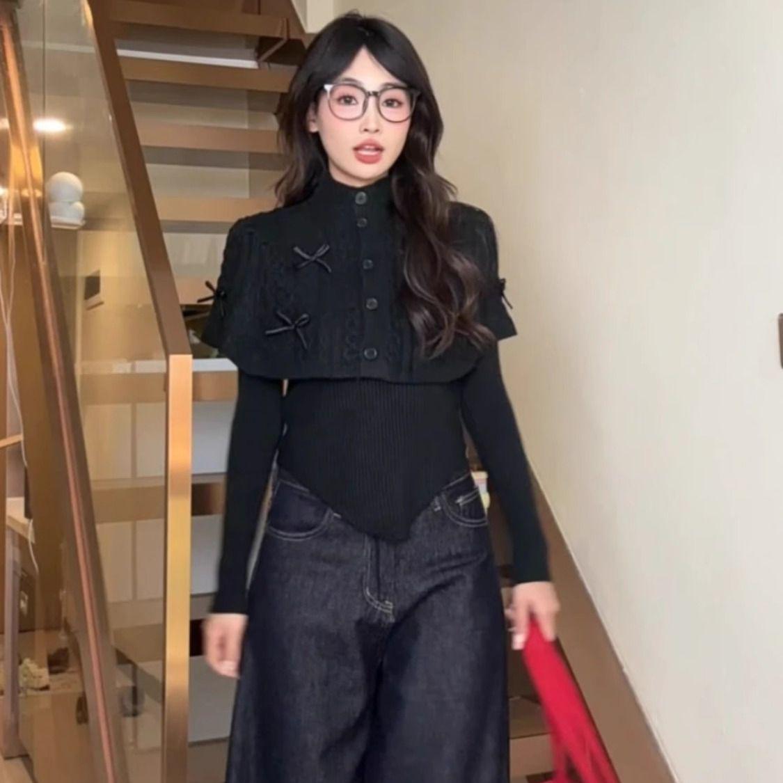 

Уютный красный рождественский комплект из двух частей: свитер и вязаный топ с бантом для женщин Small