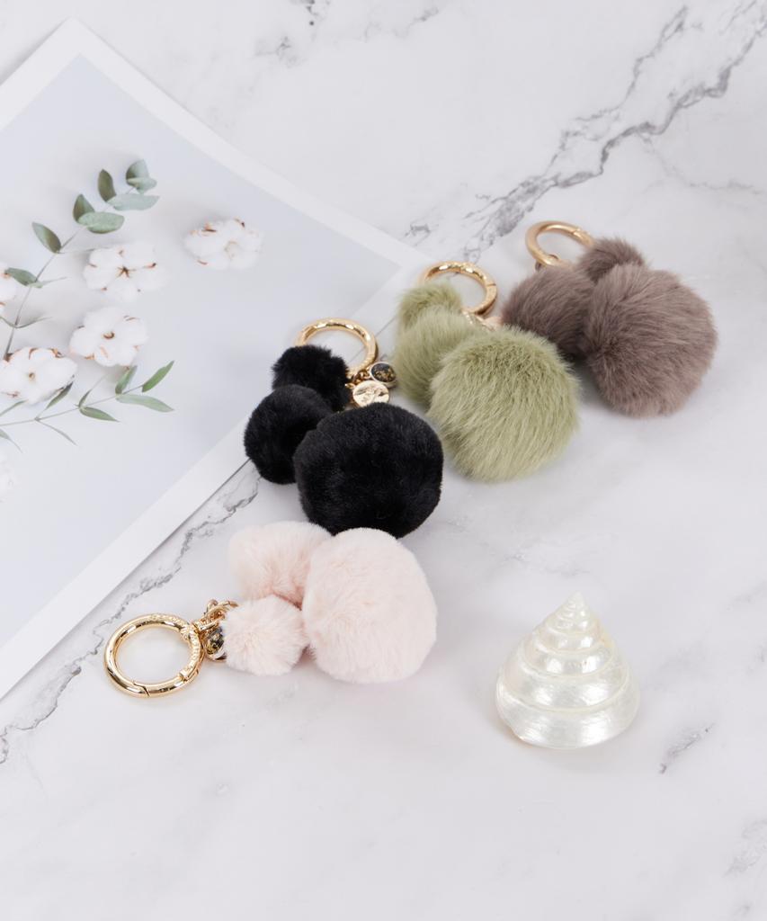 MAIA Fur Keyring B (Flower Pouch Included)