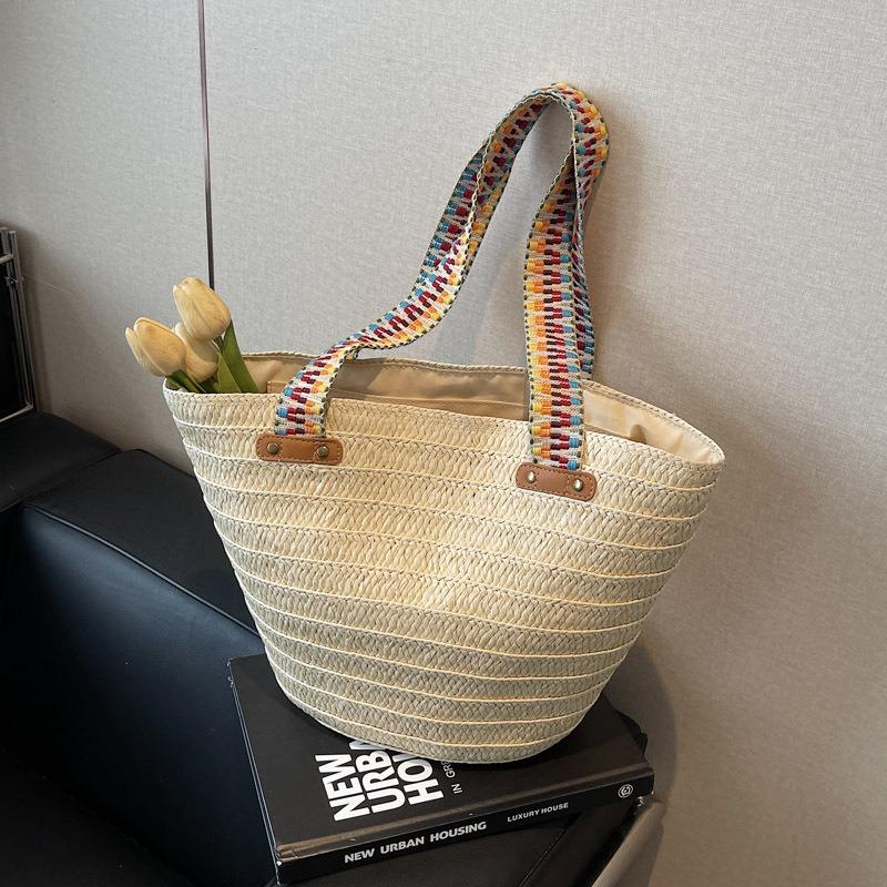 Woven straw bag women's large-capacity new spring and summer leisure shoulder vegetable basket holiday wind beach bag