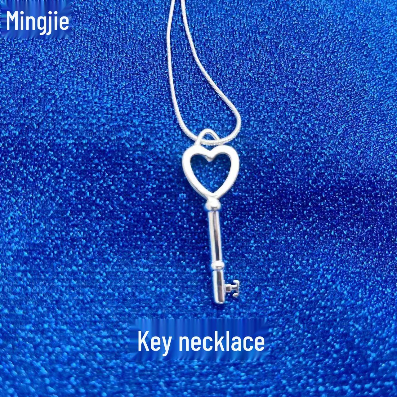 

Mingjie Stylish Key Pendant Necklace - Fashionable, Simple, Ideal for Girlfriends, Couples, Christmas, and Birthdays Copper