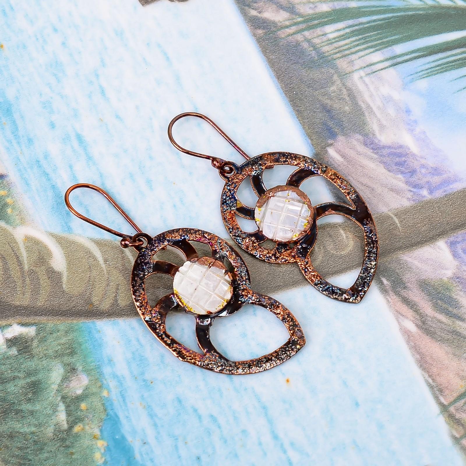 

Round Mother Of Pearl Stone Copper Dangling Electroformed Sisters Gift Earrings V-108
