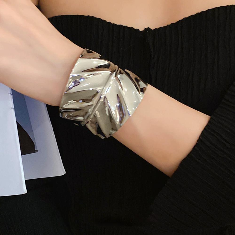 New Metal Leaf-Patterned Open Bracelet Fashionable And Trendy Punk Jewelry Accessory For Women's Gatherings