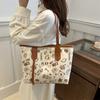 Urban Minimalist Tote Bag With Pu Material For Daily Use
