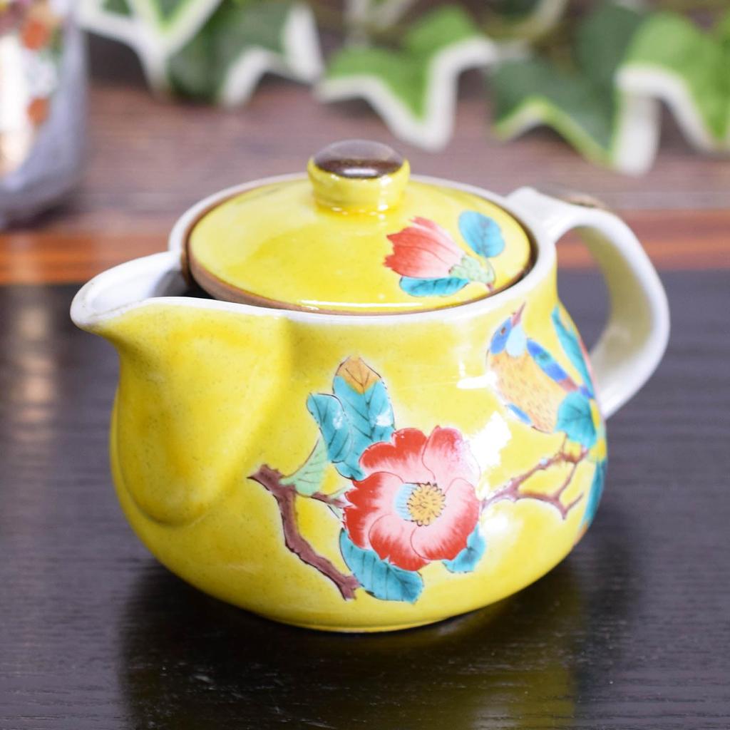 Waza no Kura: Stylish Japanese Kutani ware teapot with Yoshidaya camellia and bird design, including tea strainer. A premium ceramics brand, made in