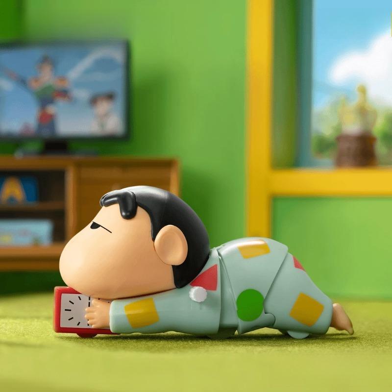 Crayon Shin-Chan Clockwork Model Moving Blind Box Creative Crawling Toy Animation Peripheral Collection Table Tide Play Gif