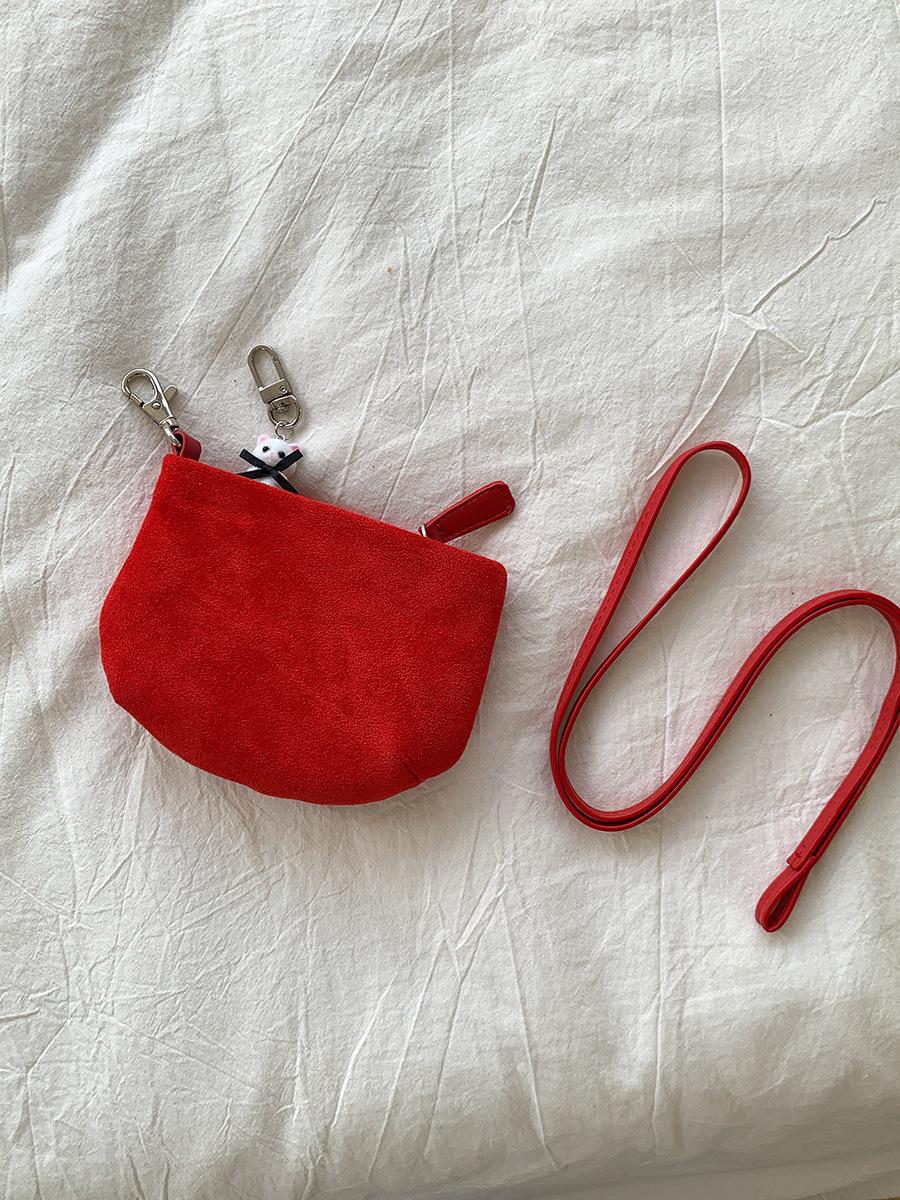 

New neck mini bag, suede, autumn and winter simple shoulder bag, solid color niche lipstick change plush bag червоний