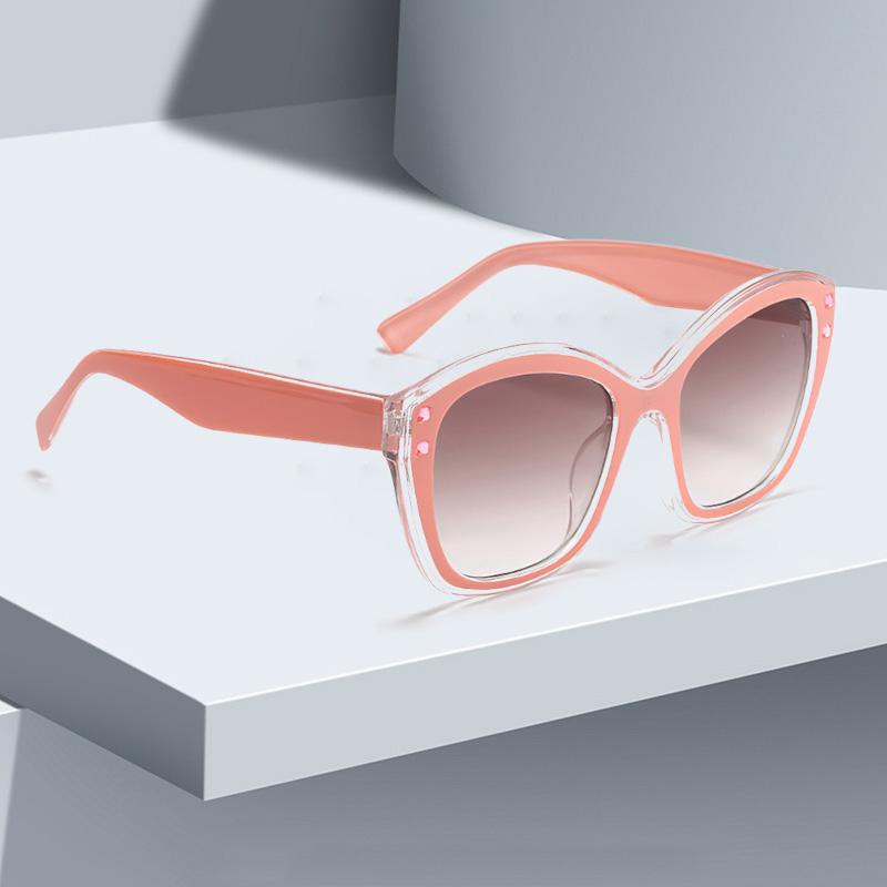 Large Frame Cat Eye Sunglasses Transparent Black Border Fashionable Trendy Women Glasses Personalized Design