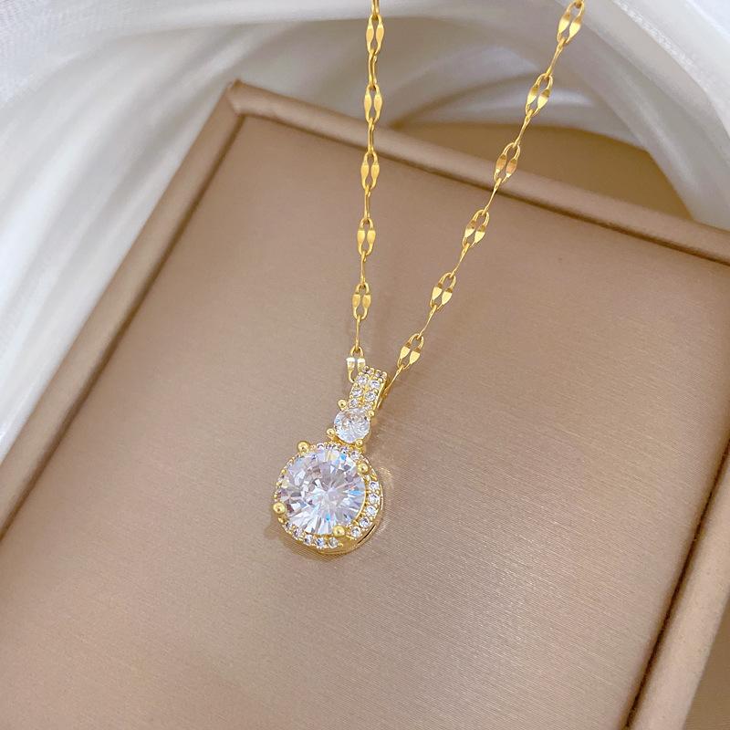 Light Luxury Full Diamond Micro-Inlaid Zircon Shining Temperament Super Fairy Necklace Copper Electroplated Real Gold Pendant