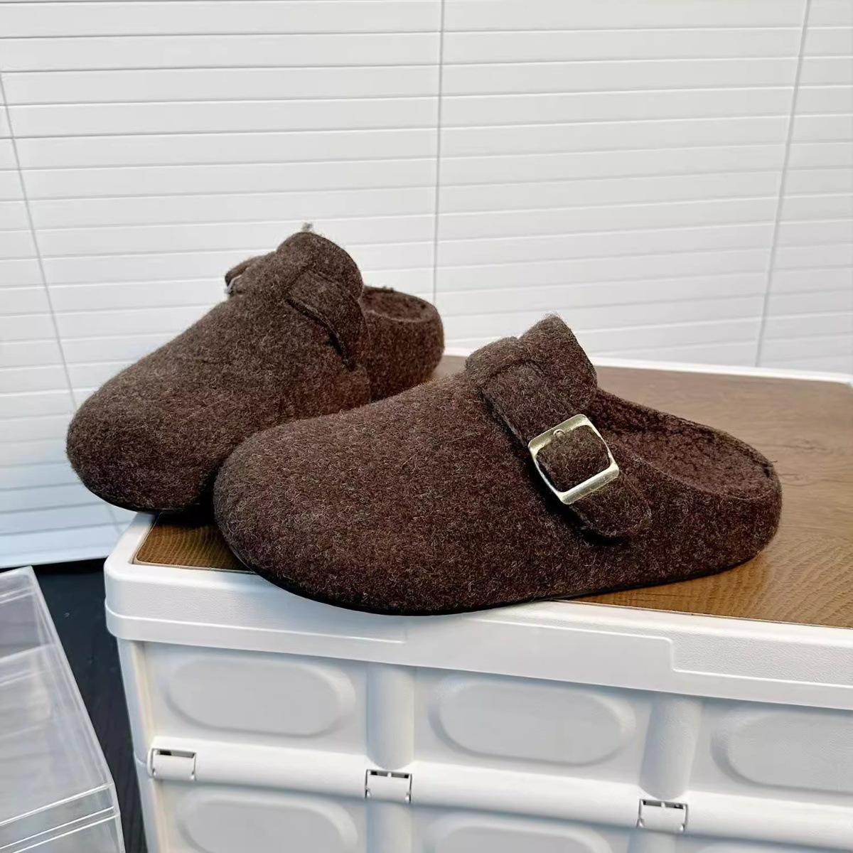 

Korean version of Mao Mao shoes bag head half slippers women s autumn and winter velvet warm non-slip Boken shoes one pedal Muller shoes 40 темно-коричневого кольору