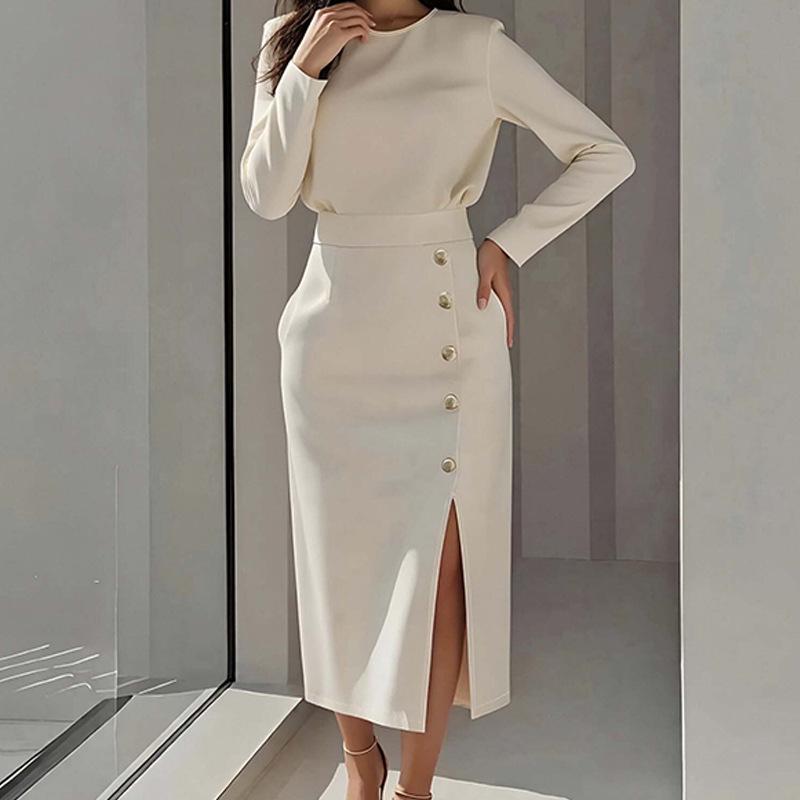 2026 Spring European & American Women's Elegant Slimming Evening Gown - Solid Color Long Dress with Slit
