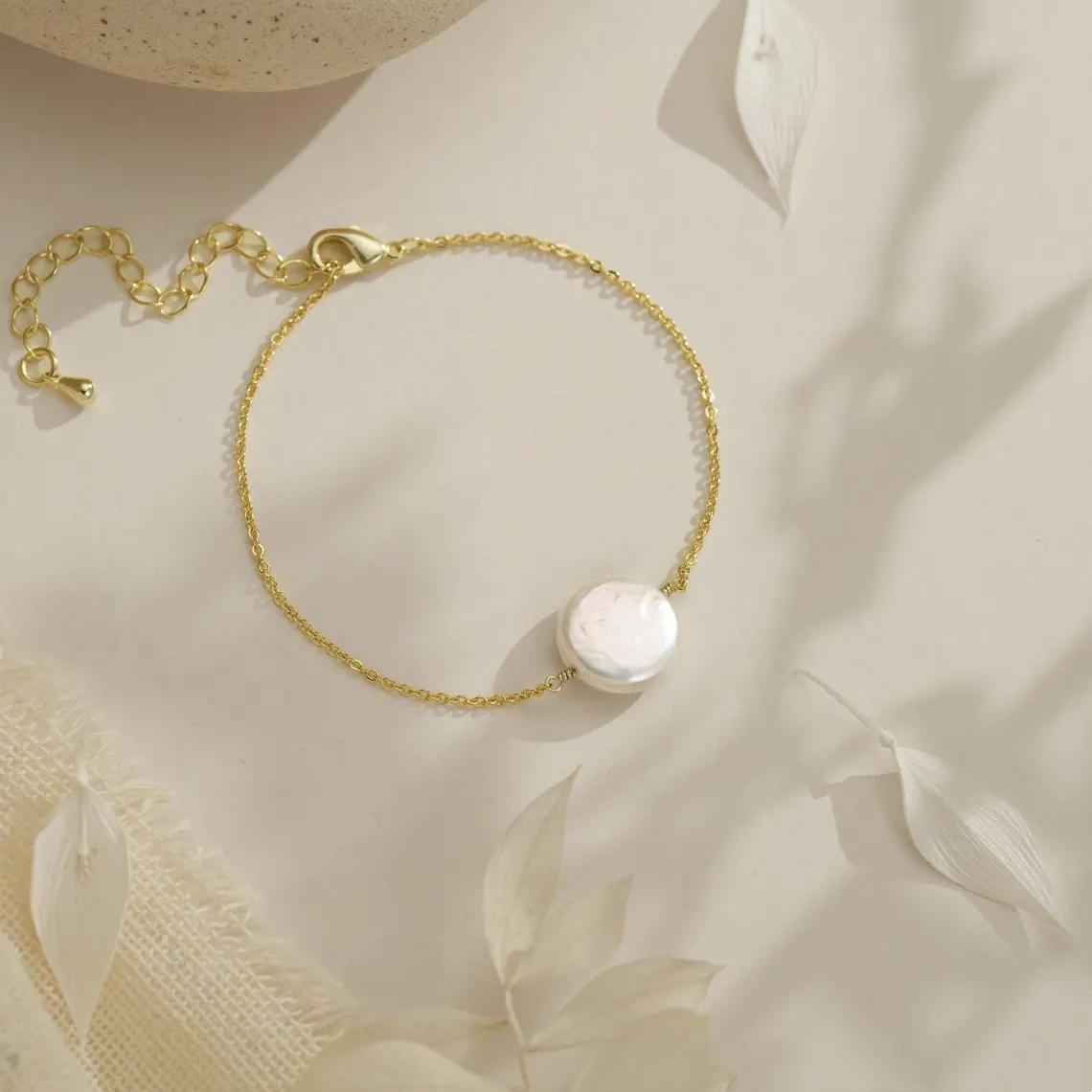 

Vlen Coin Pearl Bracelet Women Gold Plated Chain Adjustable Minimalist Baroque Freshwater Pearl Bracelets Fashion Jewelry Gift