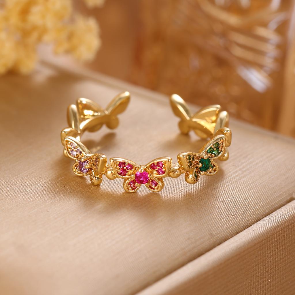 1Women's fashionable and unique butterfly ring with adjustable opening