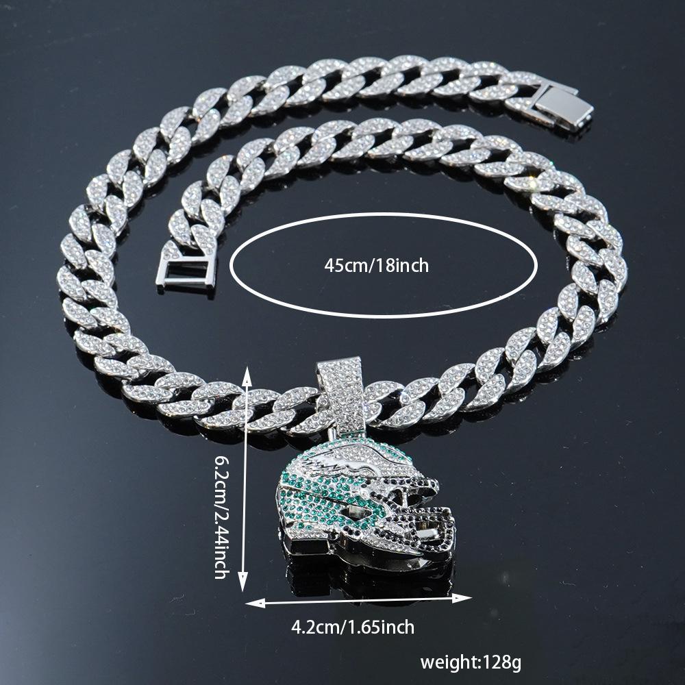 Ciondolo Hip Hop Diamond NFL Football Helmet in lega di alta qualità galvanizzata con catena cubana Hip, ornamento per collana.