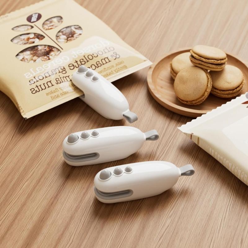 Multifuntional Chip Bag Sealer with Cutter Easy To Use Bag Resealer Efficient Heat Sealing Device for Home and Travel