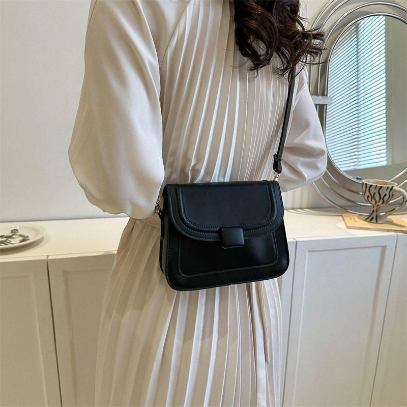 Stylish And Trendy Square Shoulder Bag For Women 2023 Summer Fashion Casual Crossbody Bag