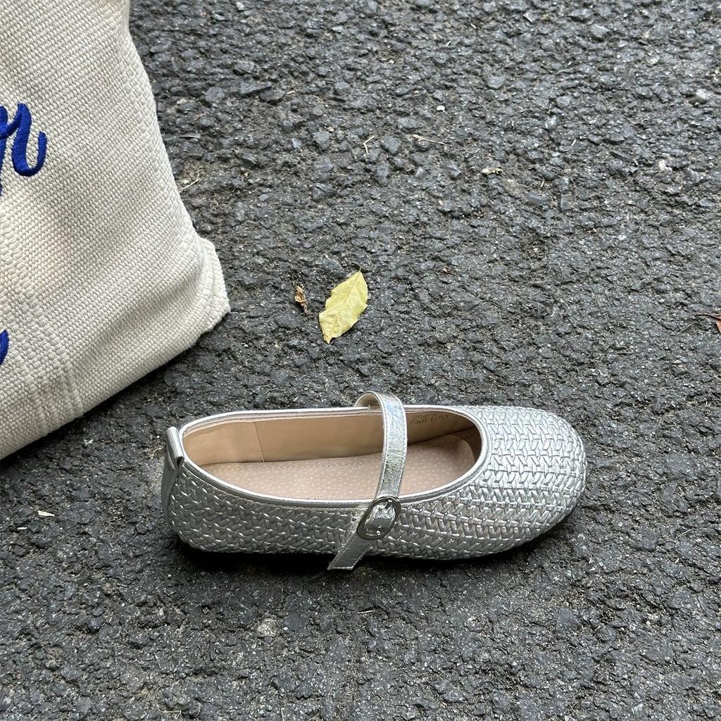 Round head shallow mouth flat bottom mesh single shoes 2025 summer new one word with breathable hollow Mary Jane shoes