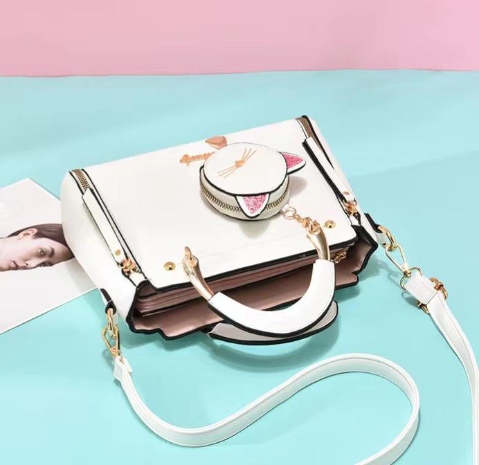 Taizhou Women's Trendy Versatile Handbag - Cute Crossbody Shoulder Bag