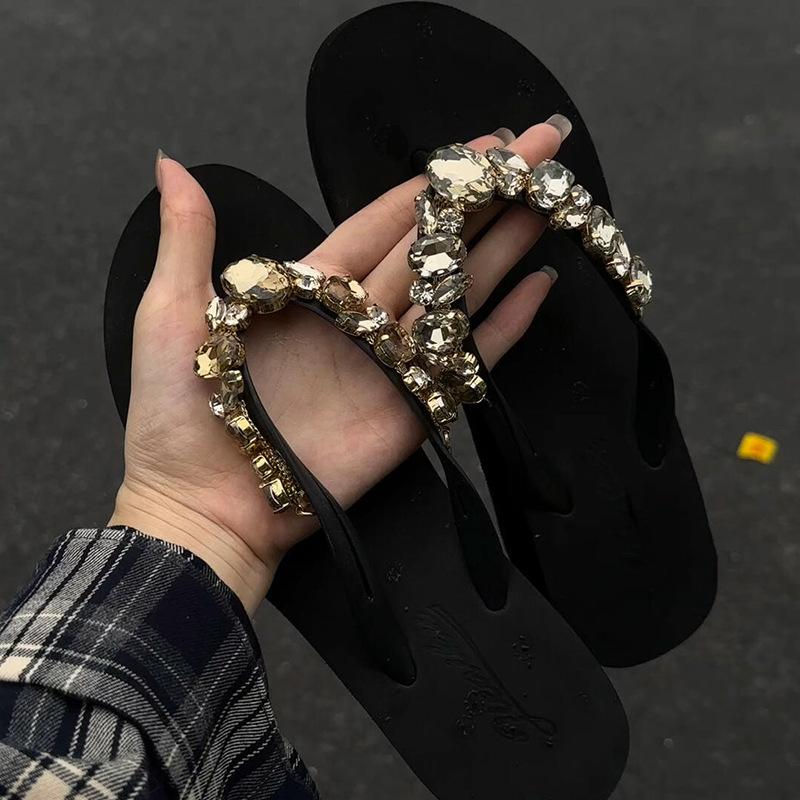 2025 Douyin the Same Internet Celebrity Rhinestone Slippers Women Summer Wear Beach Shoes Clip Drag Cool Slippers Slope Heel Flip-flops Women