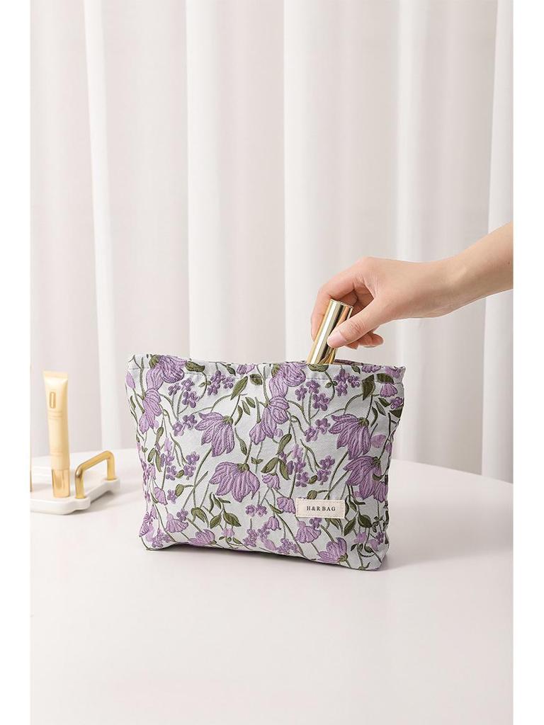 Embroidered Ramie Cotton & Linen Cosmetic Bag - Portable Canvas Storage for Lipstick and Skincare